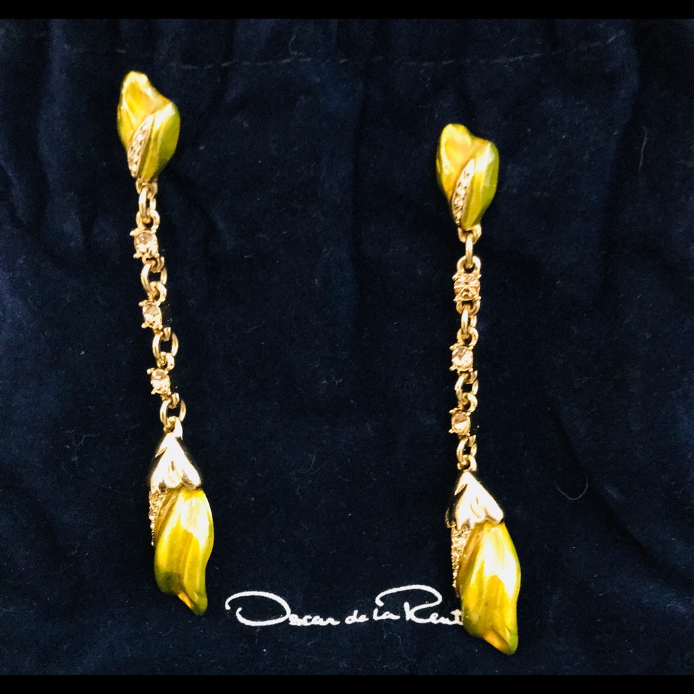 Oscar de la Renta earrings